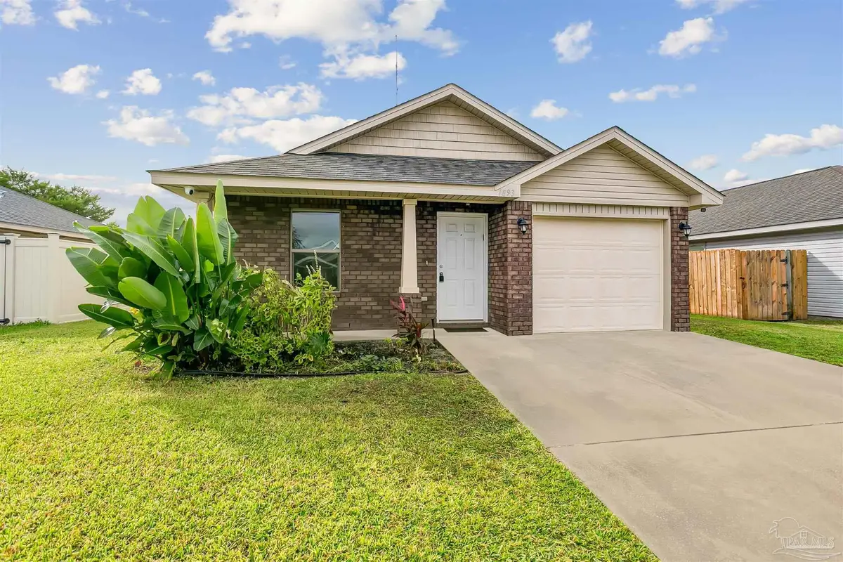 1893 Crosscreek Cir, Gulf Breeze, FL 32563 - #1