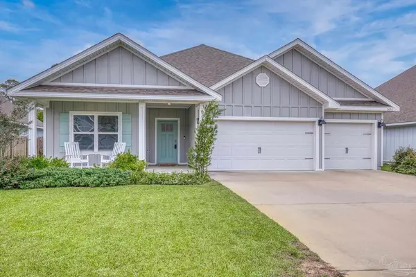 1494 Ballyhoo Dr, Gulf Breeze, FL 32563