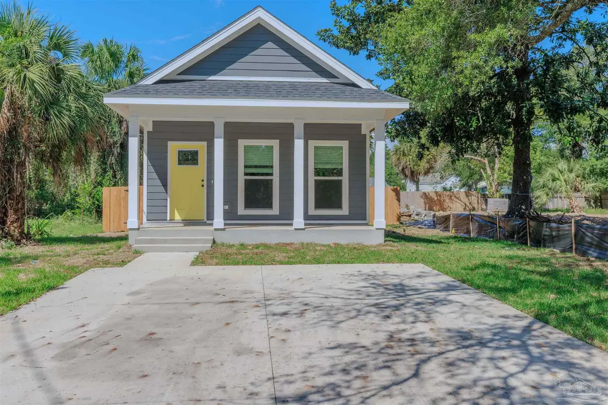 112 E Bobe St, Pensacola, FL 32503 - Image #1