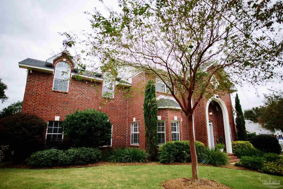 1900 E De Soto St, Pensacola, FL 32501 - Image #2