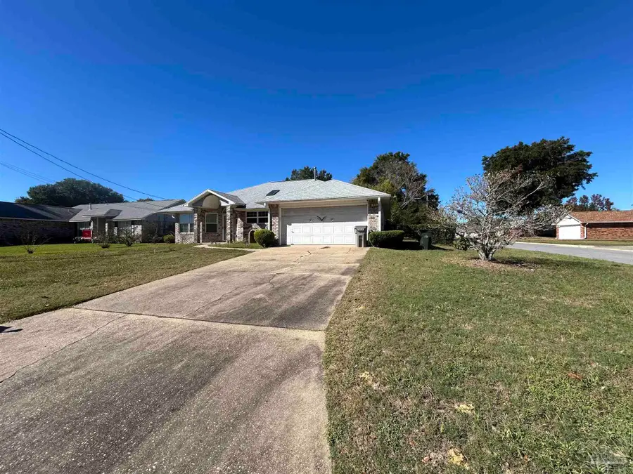 915 Valley Ridge Dr, Pensacola, FL 32514 - Image #3