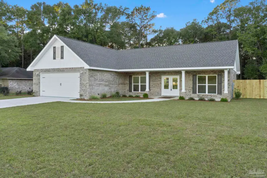 6879 Joyce Dr, Milton, FL 32570 - Image #2