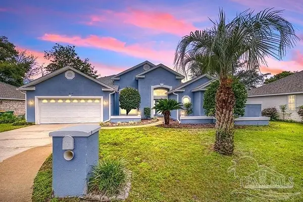 4314 Hidden Lakes Dr, Niceville, FL 32578