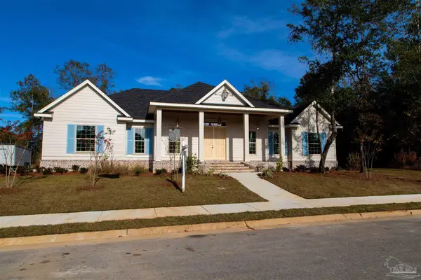 2856 Longleaf Mill St, Cantonment, FL 32533