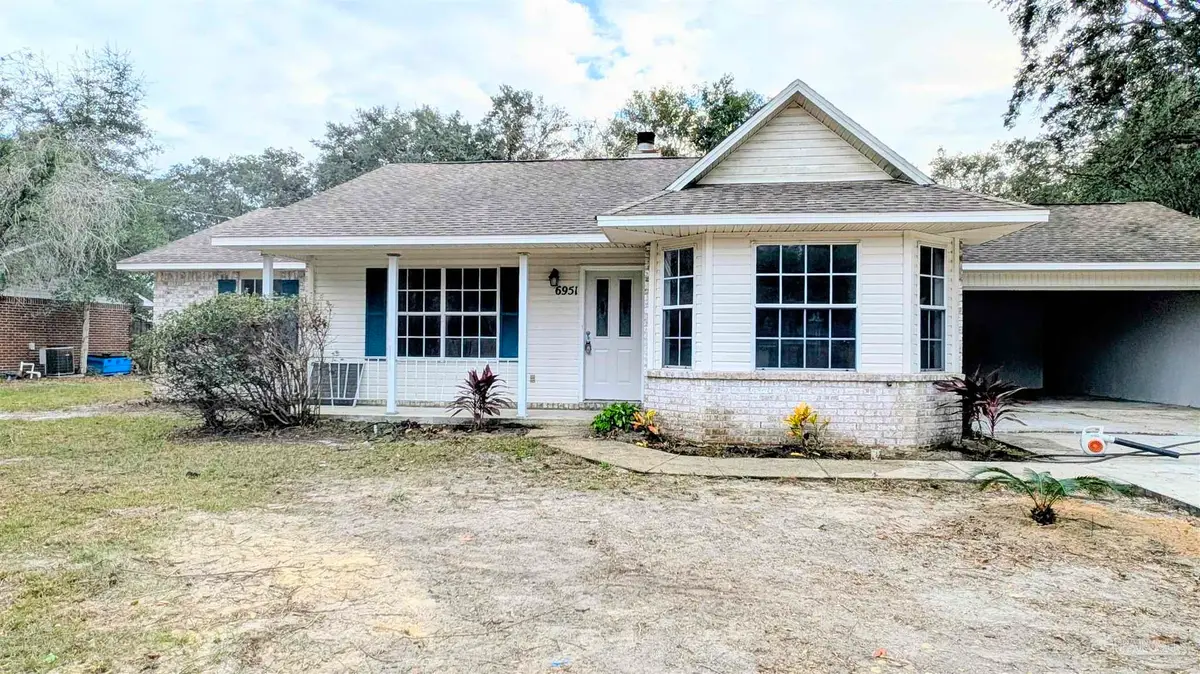 6951 East Bay Blvd, Navarre, FL 32566 - Image #1