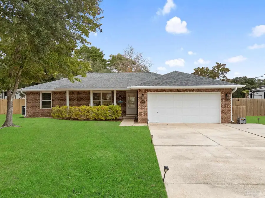 8816 Kiwi Pl, Navarre, FL 32566 - Image #3