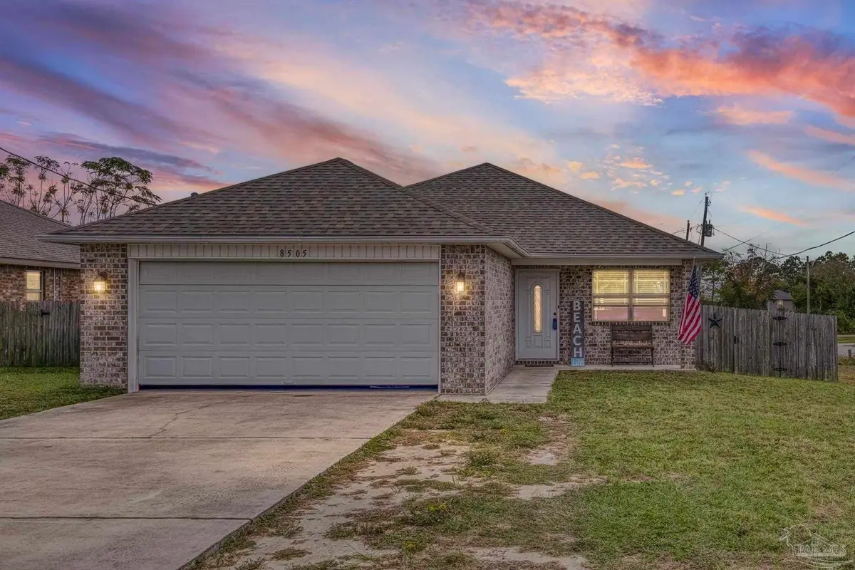 8505 Carlos St, Navarre, FL 32566 - Image #1