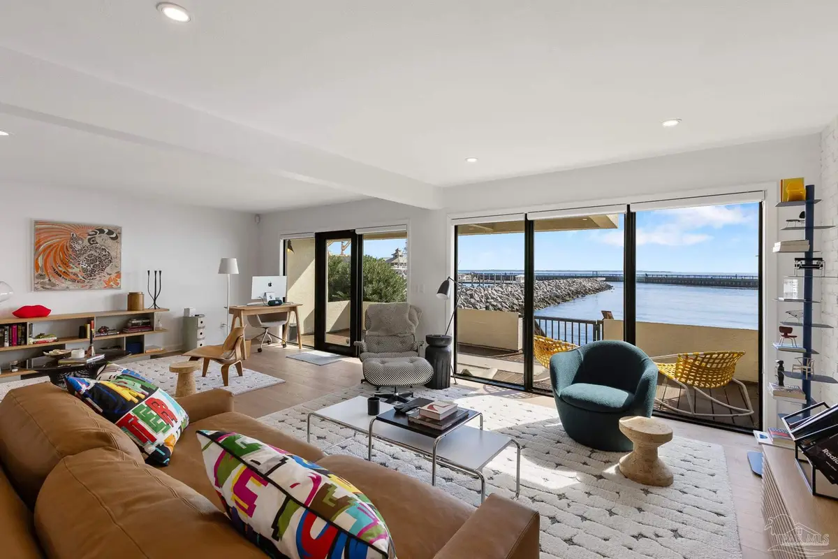 5 Port Royal Way, Pensacola, FL 32502 - Image #1