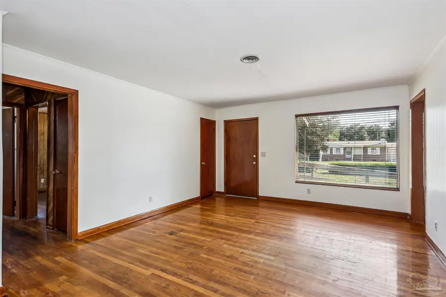 9 Gilmore Dr, Gulf Breeze, FL 32561 - Image #3