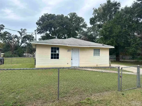 3426 1/2 Luke St, Pensacola, FL 32505