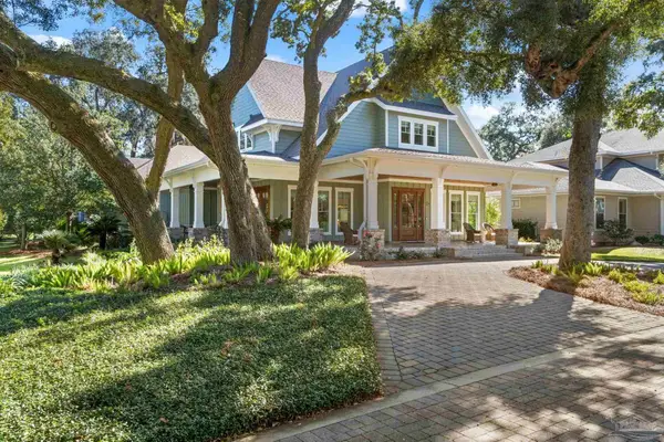 14 Bayou Blvd, Pensacola, FL 32503