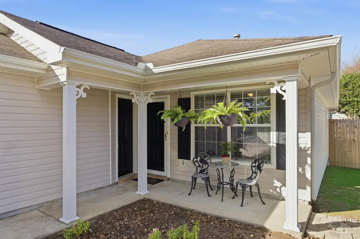 2328 Trailwood Dr, Cantonment, FL 32533 - Image #1