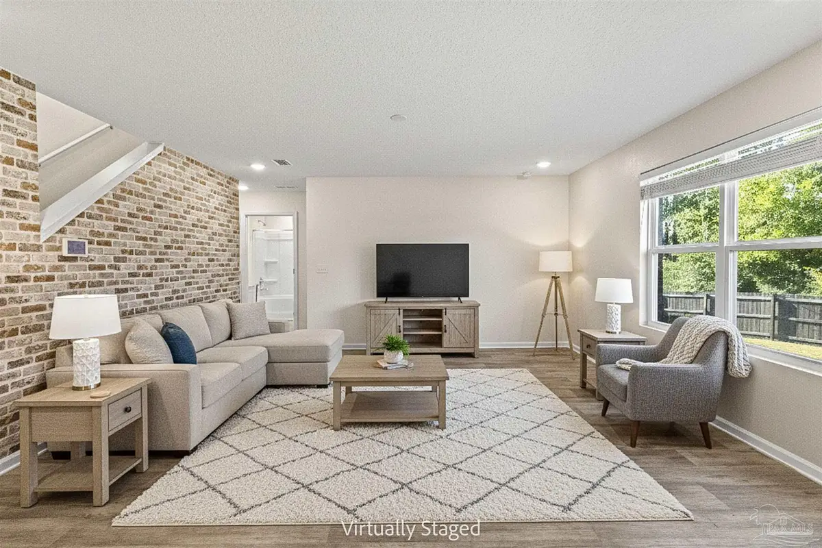 4672 Perception Cir, Milton, FL 32570 - Image #1