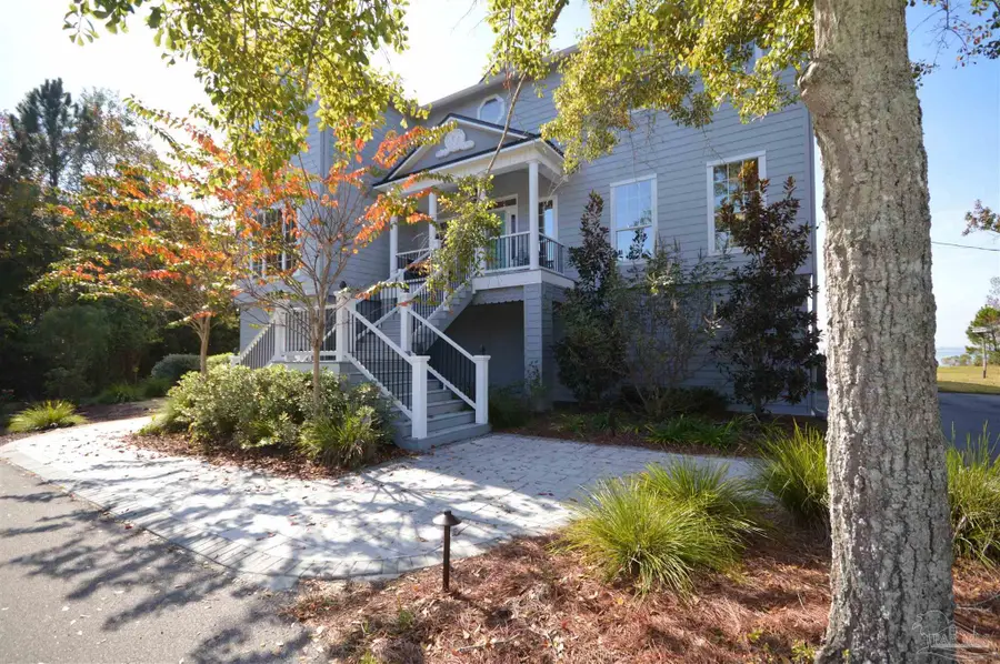 5517 Bay Meadows Dr, Milton, FL 32583 - #3