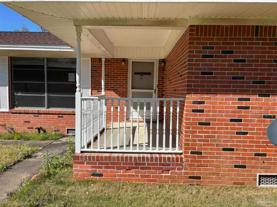 100 Brown Rd, McDavid, FL 32568 - Image #2