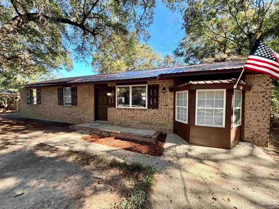 5126 Cora St, Milton, FL 32570 - Image #2