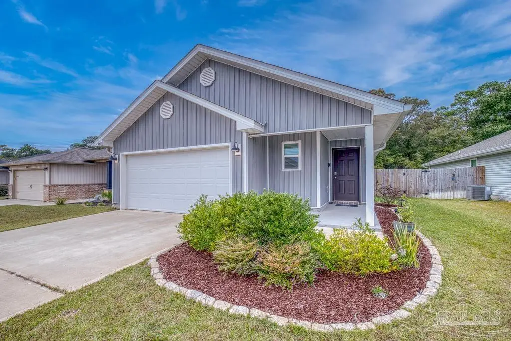 5455 Peach Dr, Pace, FL 32571 - Image #1