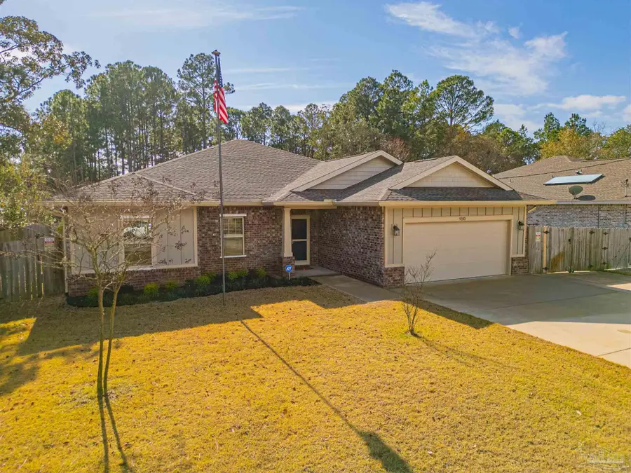 9283 Ridge Dr, Navarre, FL 32566 - Image #2