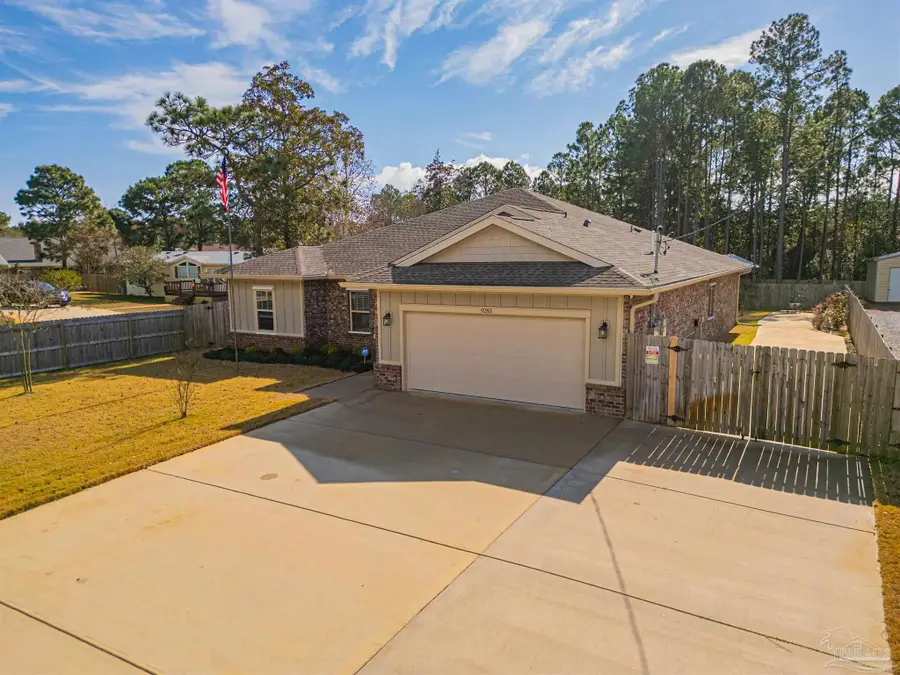 9283 Ridge Dr, Navarre, FL 32566 - Image #3