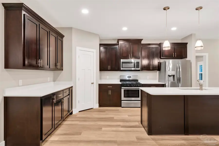 5904 N Bay Point Dr, Pensacola, FL 32507 - Image #3