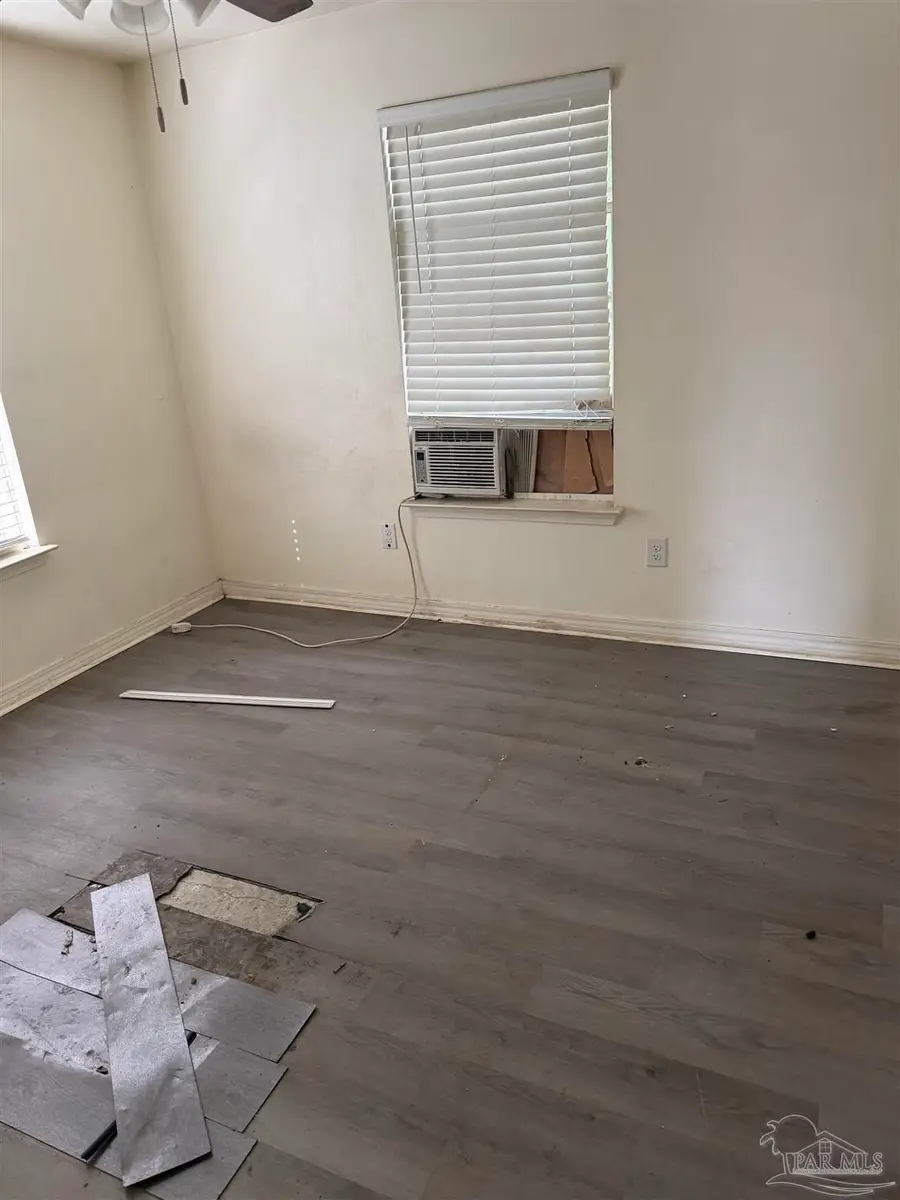1314 W St Joseph St, Pensacola, FL 32501 - Image #3