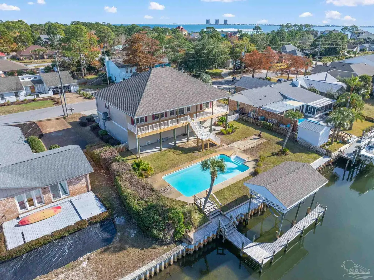 951 Coronado Dr, Gulf Breeze, FL 32563 - Image #1