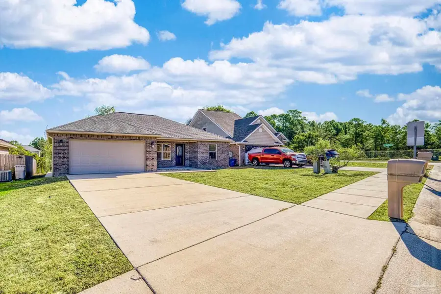 1922 Bright Water Dr, Gulf Breeze, FL 32563 - Image #3