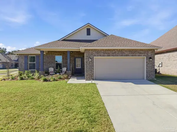 4621 Sago Palm Cir, Pace, FL 32571