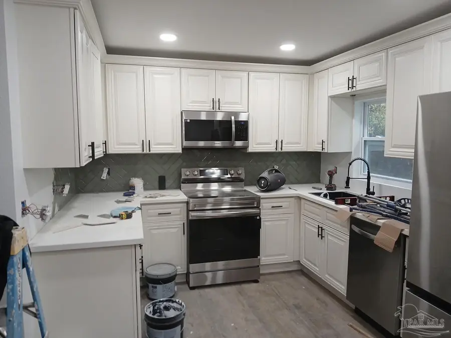 200 N Chipper Rd, Cantonment, FL 32533 - Image #2