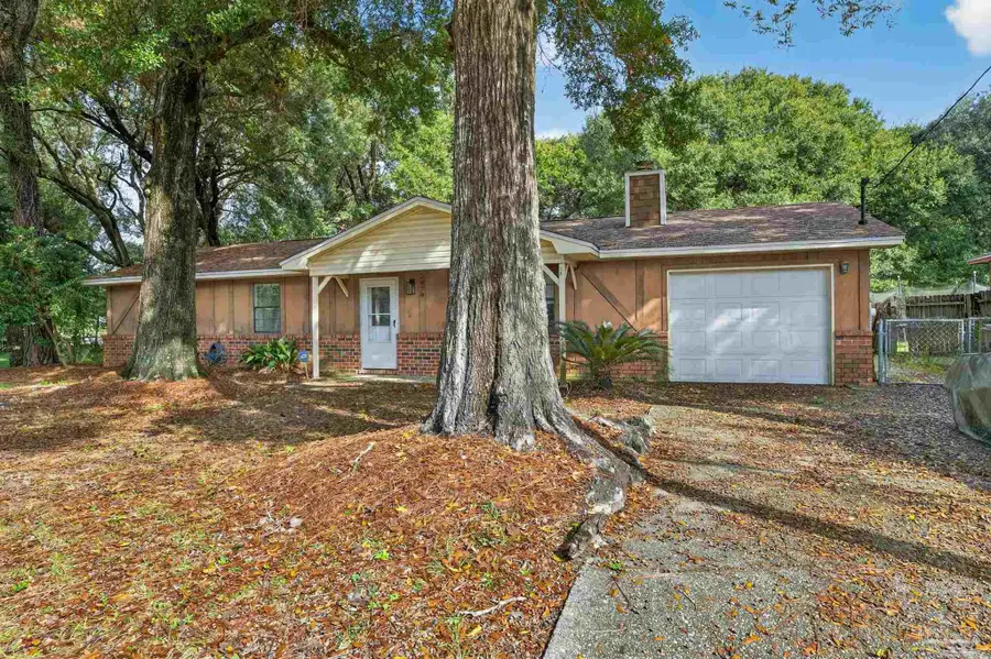 2878 Godwin Ln, Pensacola, FL 32526 - Image #2
