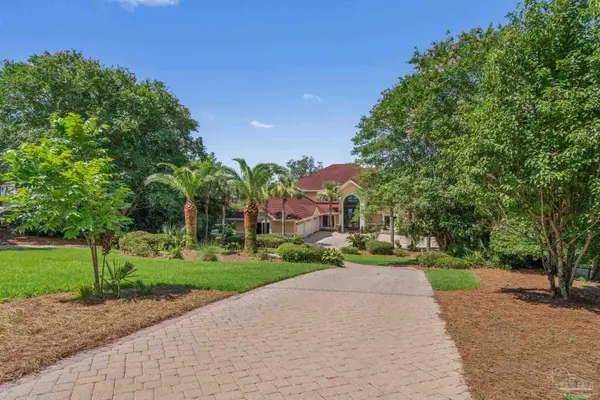 2319 Bayou Blvd, Pensacola, FL 32503