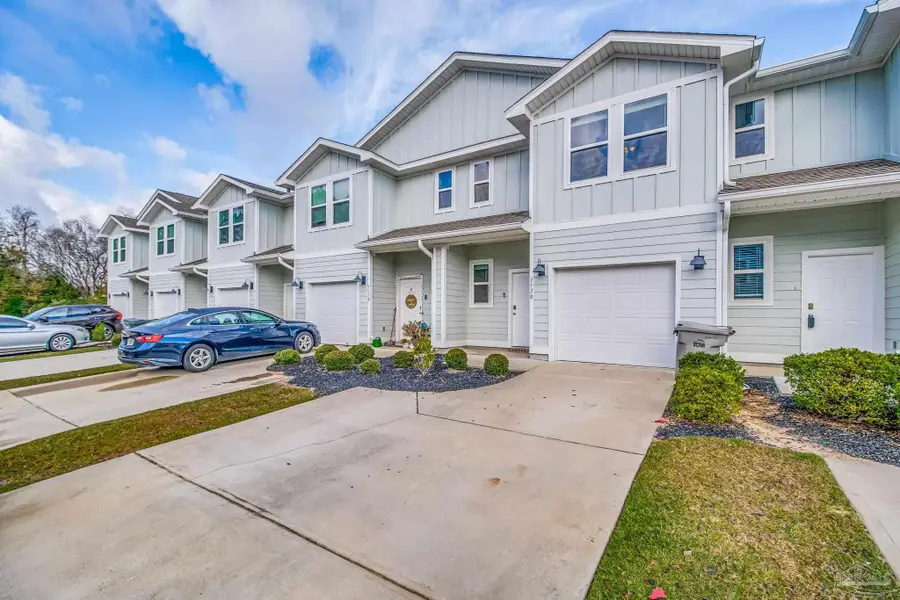 1528 Farragut Way, Pensacola, FL 32534 - Image #2