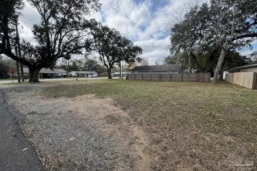 8411 Cherry Ave, Pensacola, FL 32534 - Image #2
