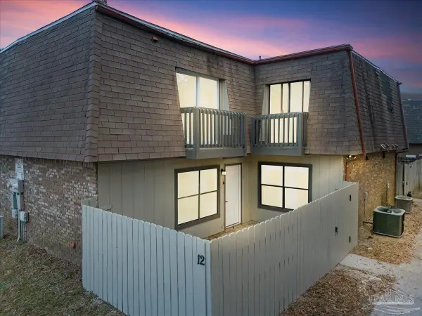 2301 W Michigan Ave #12, Pensacola, FL 32514