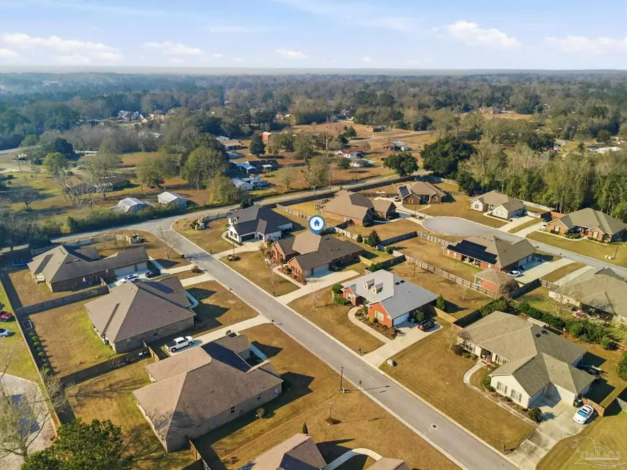 1192 Wensel Dr, Cantonment, FL 32533 - Image #3