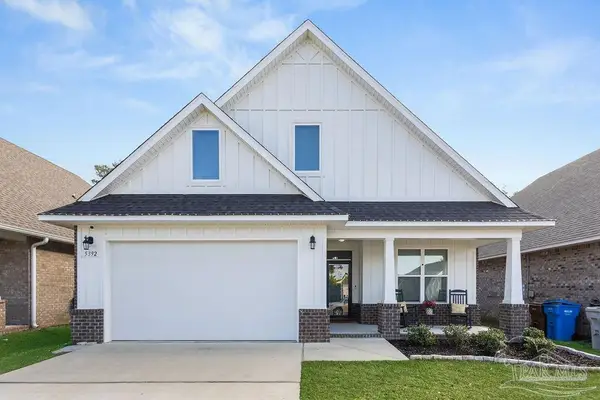 5392 Parkside Dr, Pace, FL 32571