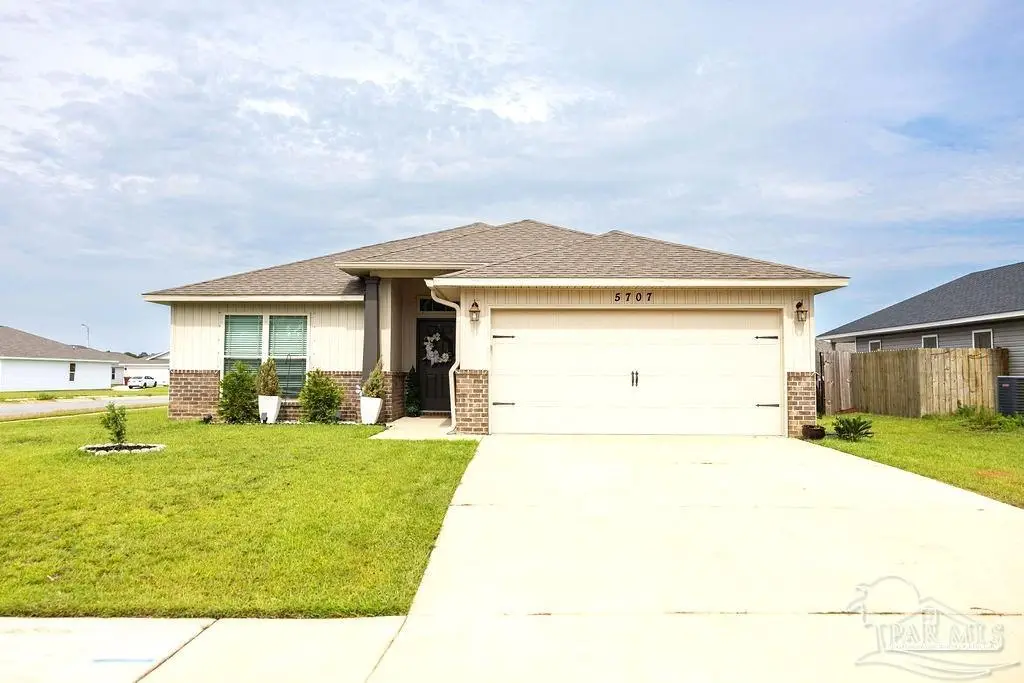 5707 Peach Dr, Pace, FL 32571 - Image #1