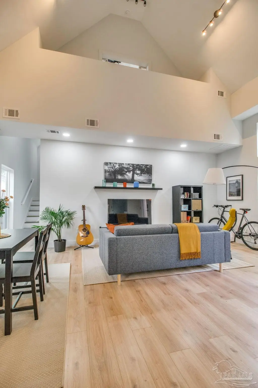 919 & 917 W Lloyd St, Pensacola, FL 32501 - Image #1