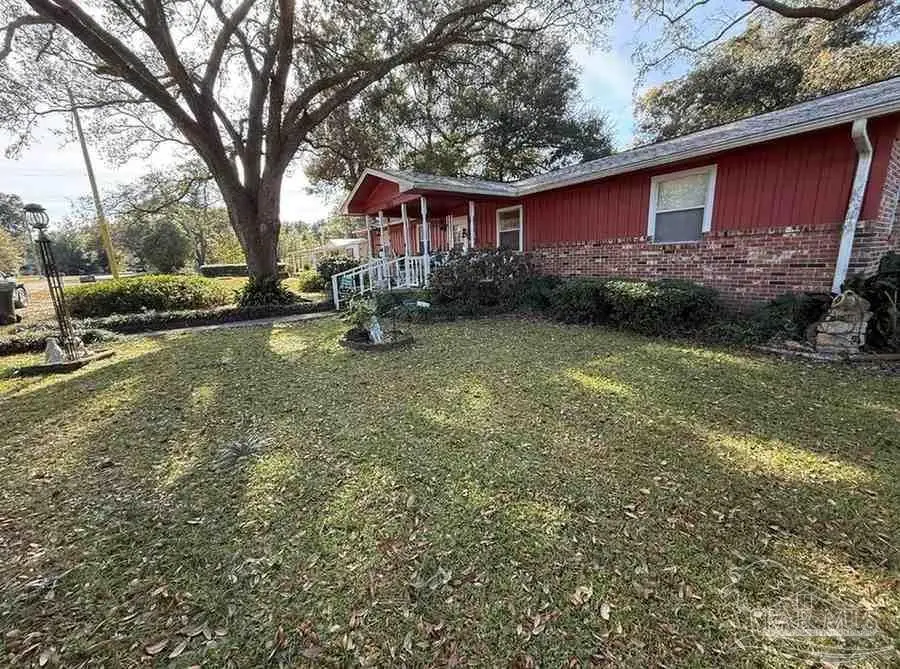8055 Pinus Ln, Pensacola, FL 32534 - Image #2