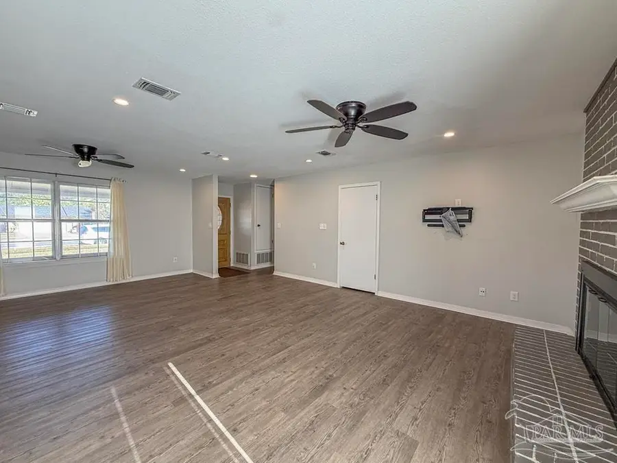 4241 Langley Ave, Pensacola, FL 32504 - Image #2