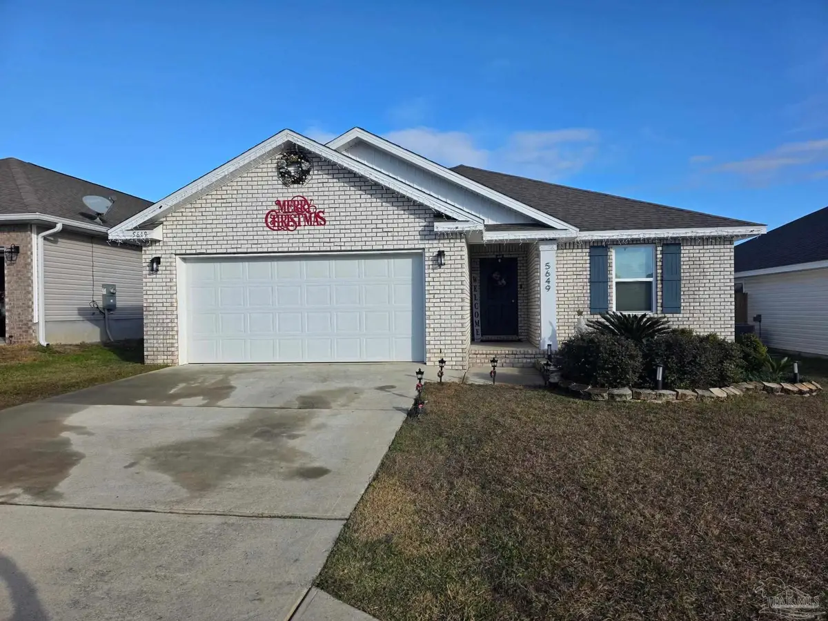 5649 Guinevere Ln, Milton, FL 32583 - Image #1