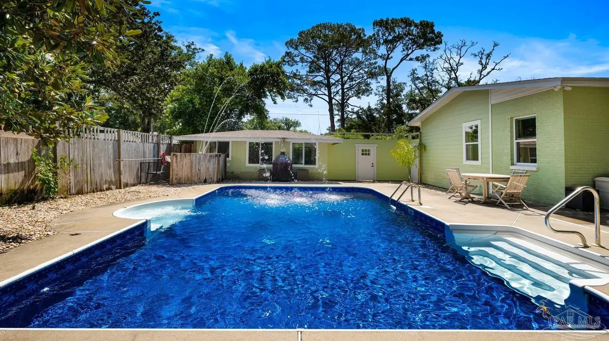 420 Fairpoint Dr, Gulf Breeze, FL 32561 - #1