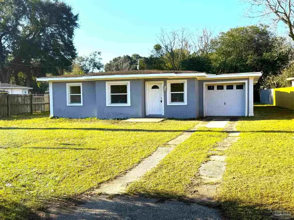 9 Janet St, Pensacola, FL 32506