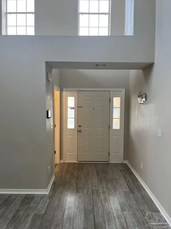 6373 Mers Ln, Pensacola, FL 32526