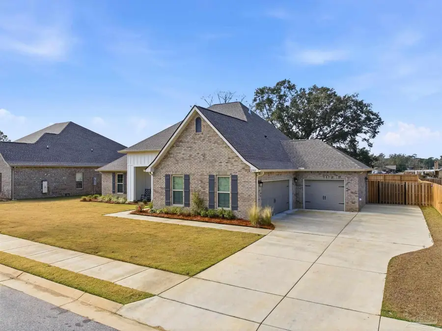 2755 Trestle Way, Cantonment, FL 32533 - Image #2