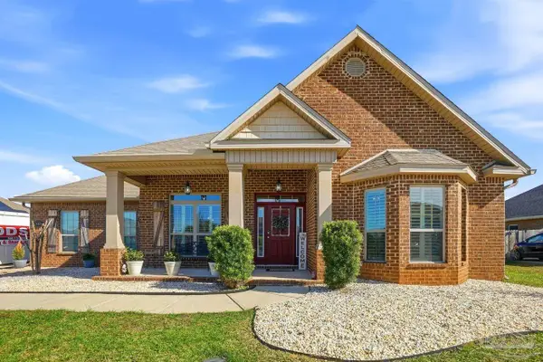 2660 Carrington Lakes Blvd, Cantonment, FL 32533