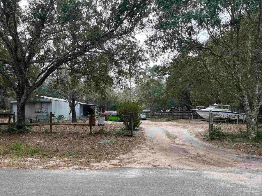 5943 Capitol Dr, Gulf Breeze, FL 32563 - Image #3