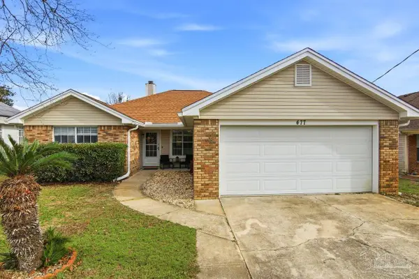 477 Cascabellas St, Mary Esther, FL 32569