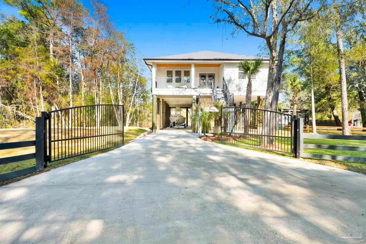 7746 River Rd, Milton, FL 32583 - Image #1