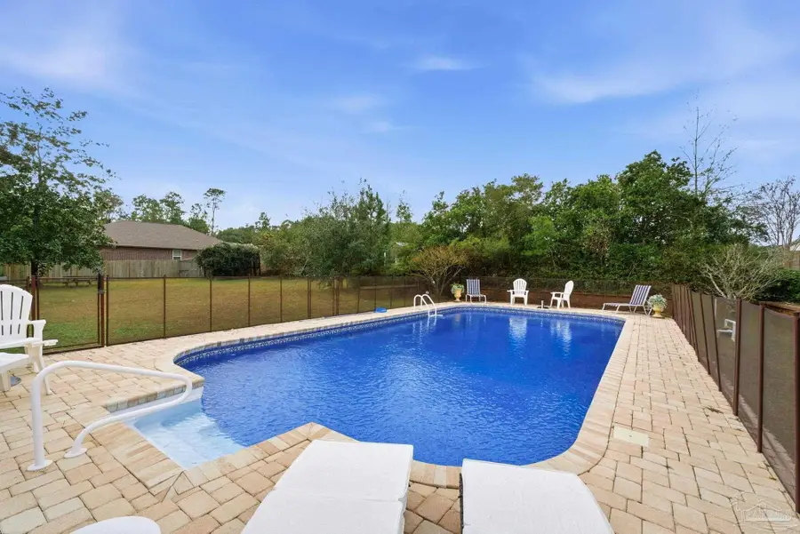 5931 Mills Lake Blvd, Pensacola, FL 32526 - Image #3